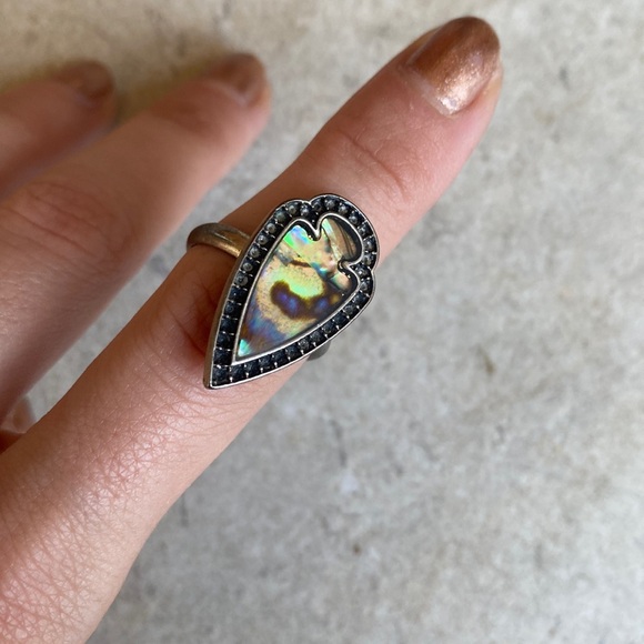 Jewelry - Vintage Silver Abalone Arrow Ring 6.75